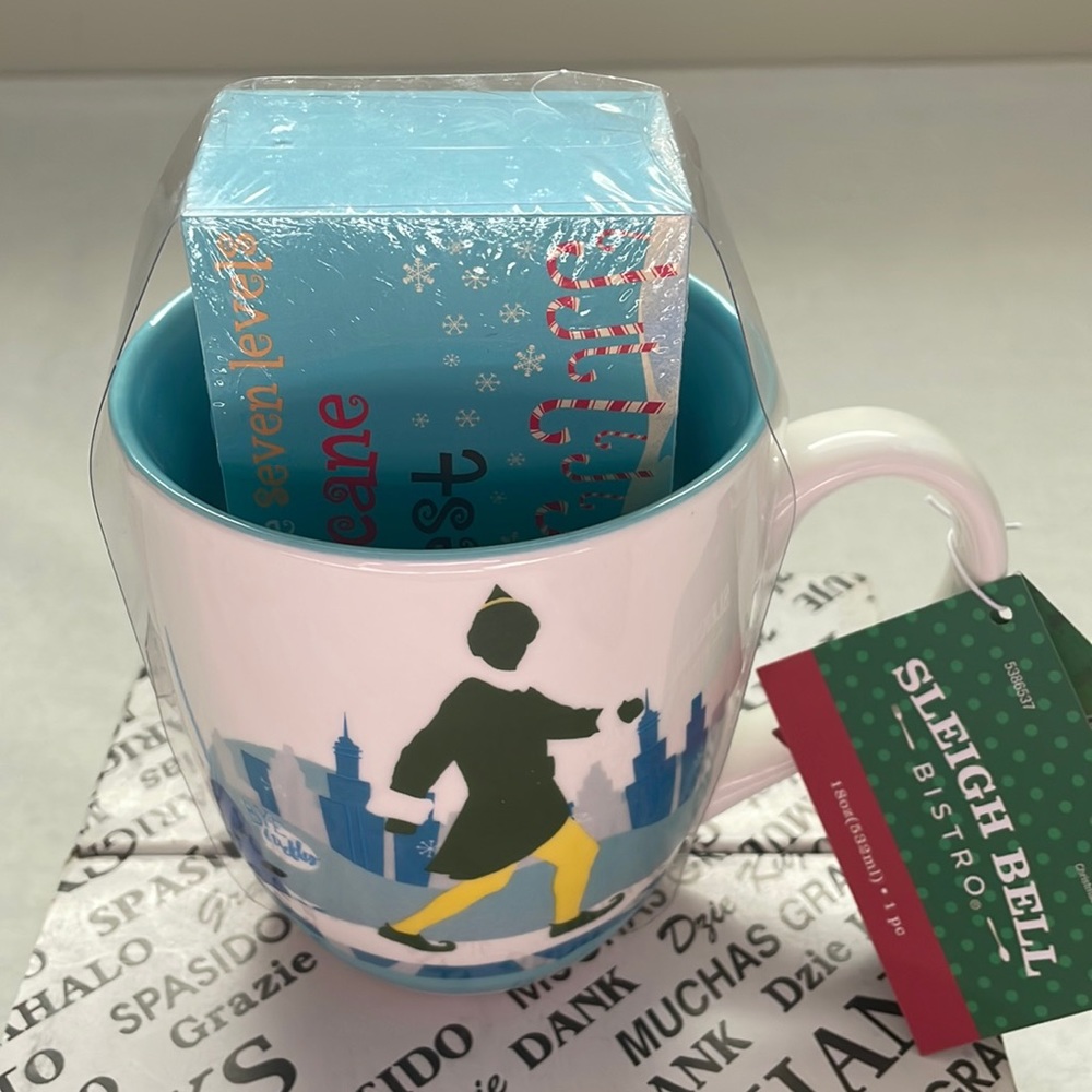 NWT BUDDY THE ELF CERAMIC MUG AND BOX SIGN GIFT SET. SEE PHOTOS.